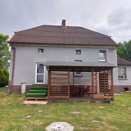 Wiejski Relax Pod "Zelaznym Szlakiem" Jastrzębie Zdrój Exteriör bild