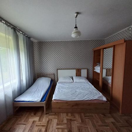 Wiejski Relax Pod "Zelaznym Szlakiem" Jastrzębie Zdrój Exteriör bild